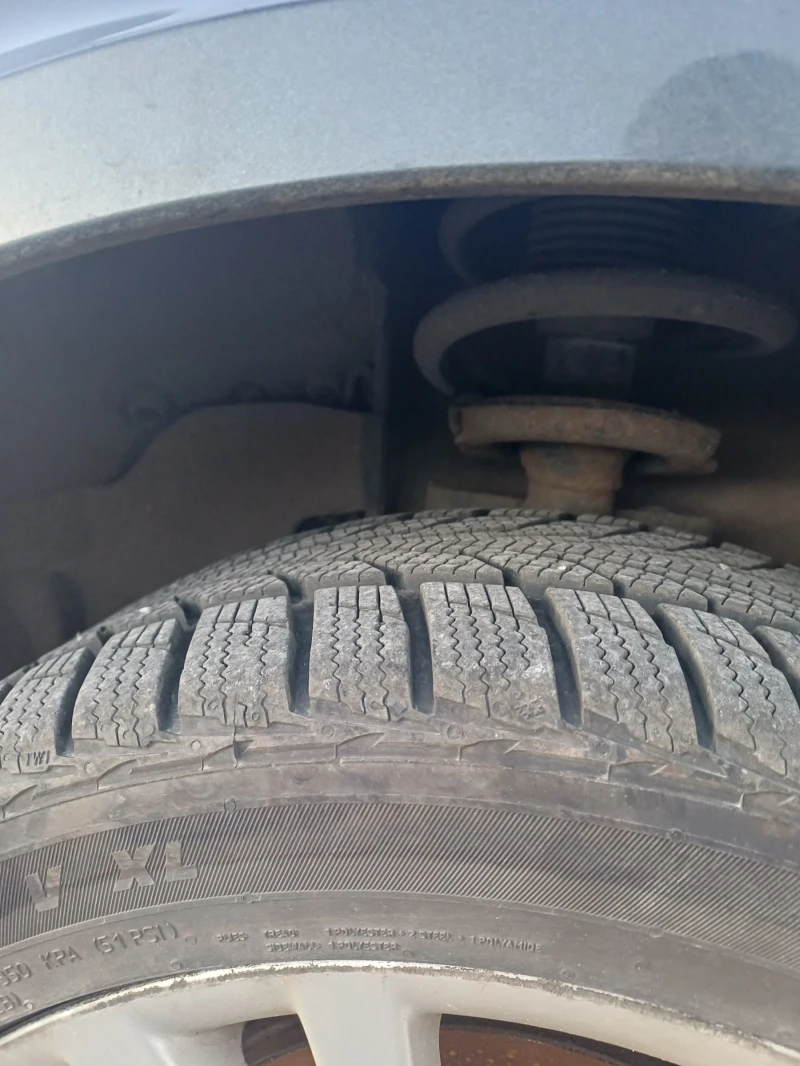 Renault Laguna 1.9 DCTI, снимка 4 - Автомобили и джипове - 53500331