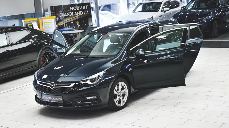 Opel Astra Sports Tourer 1.6d Ultimate Automatic - 26900 лв. - 72261775 | Car24.bg