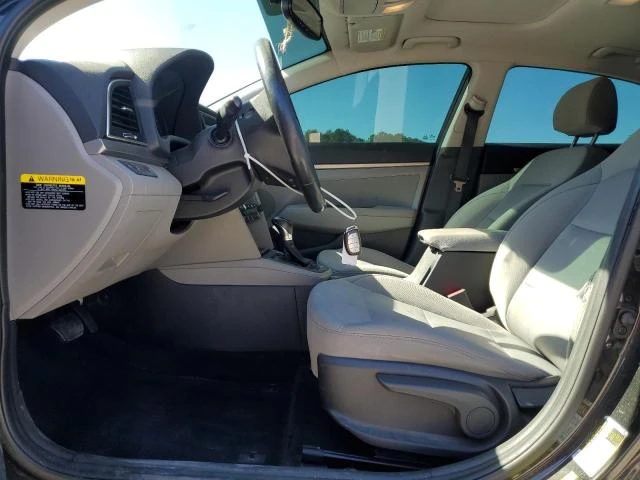 Hyundai Elantra 2.0L 4 Front-wheel Drive, снимка 12 - Автомобили и джипове - 52884363