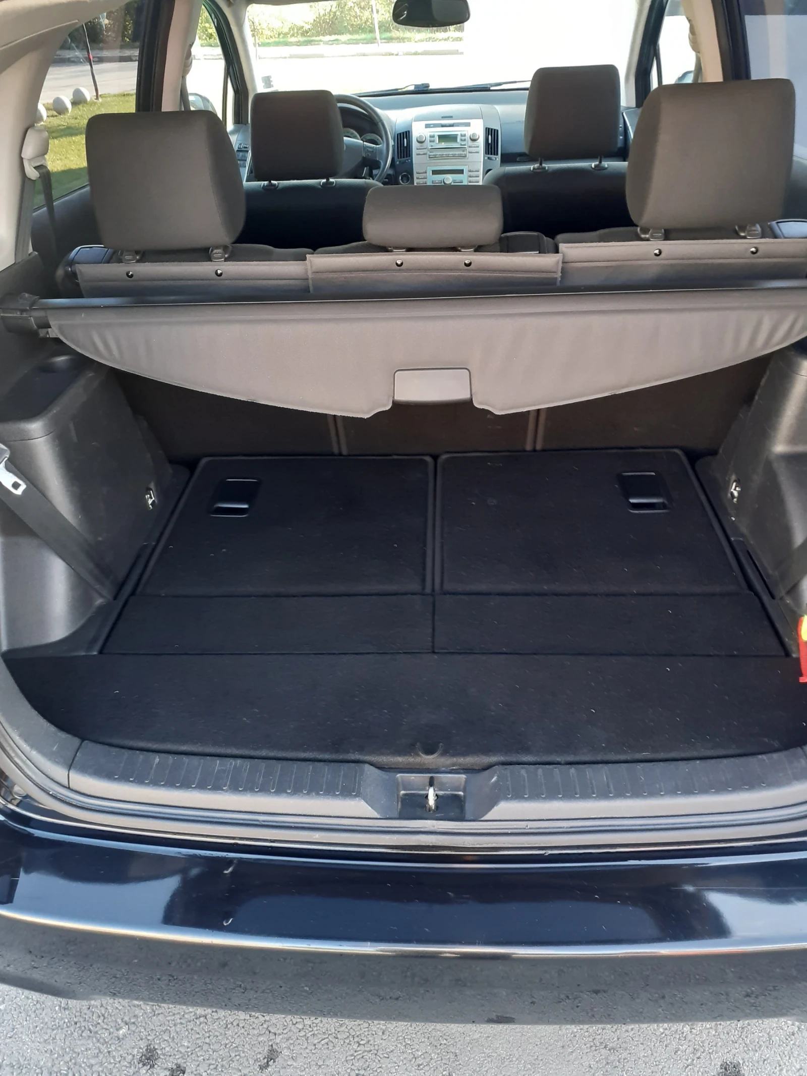 Toyota Corolla verso  - изображение 7
