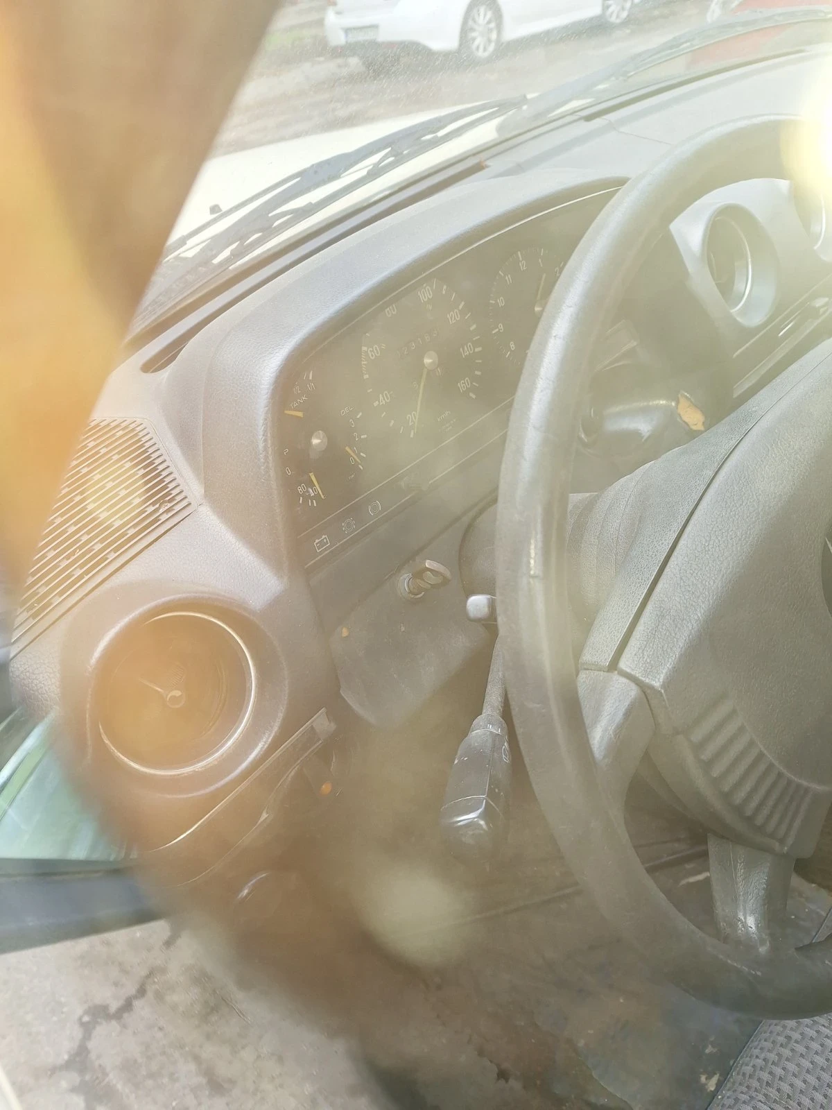 Mercedes-Benz 123  300D avtomat - изображение 9