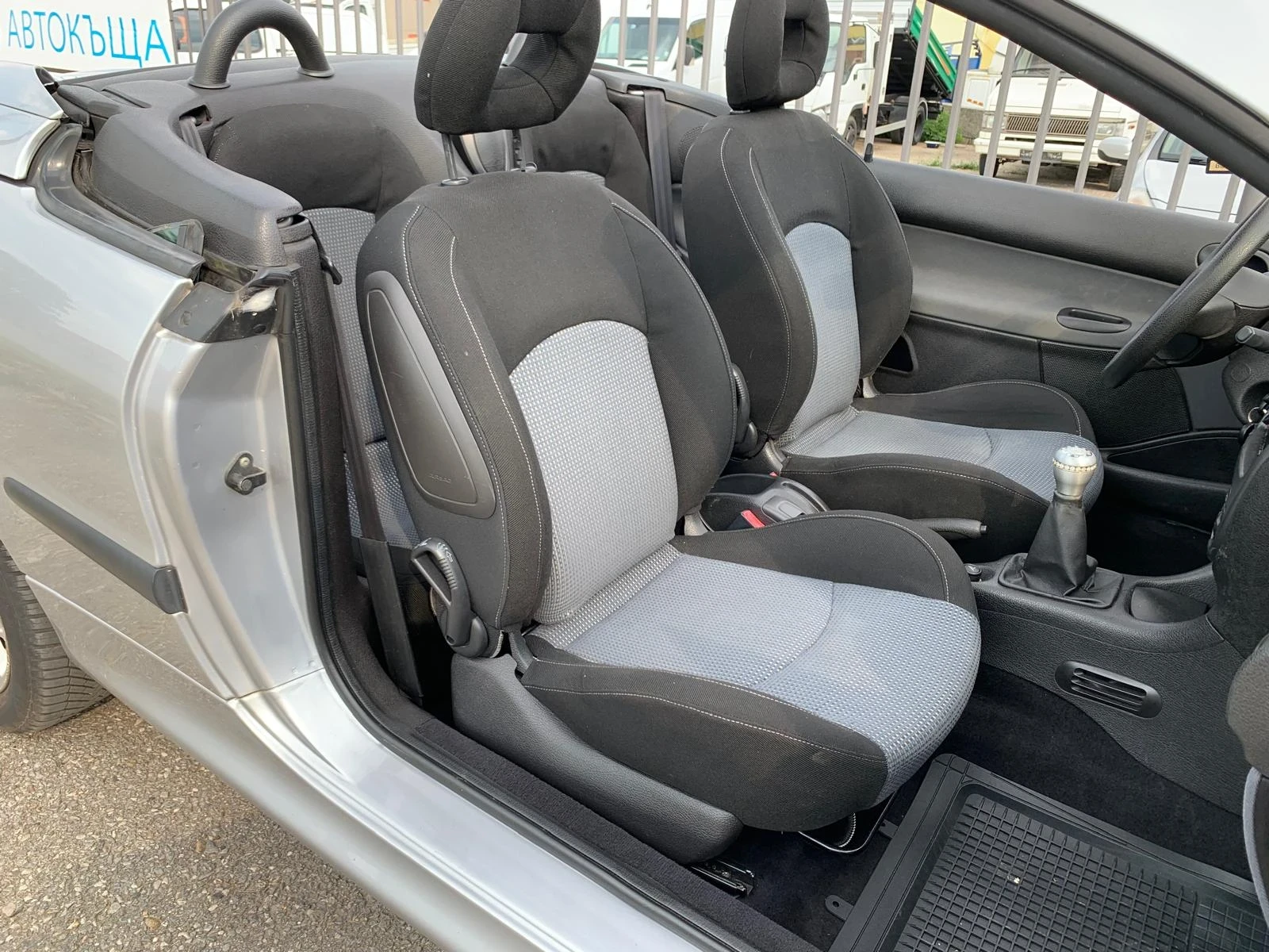 Peugeot 206 СС Кабрио Климатроник 1.6 Бензин | Mobile.bg — изображение 13