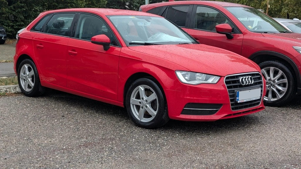 Audi A3 Sportback - изображение 2