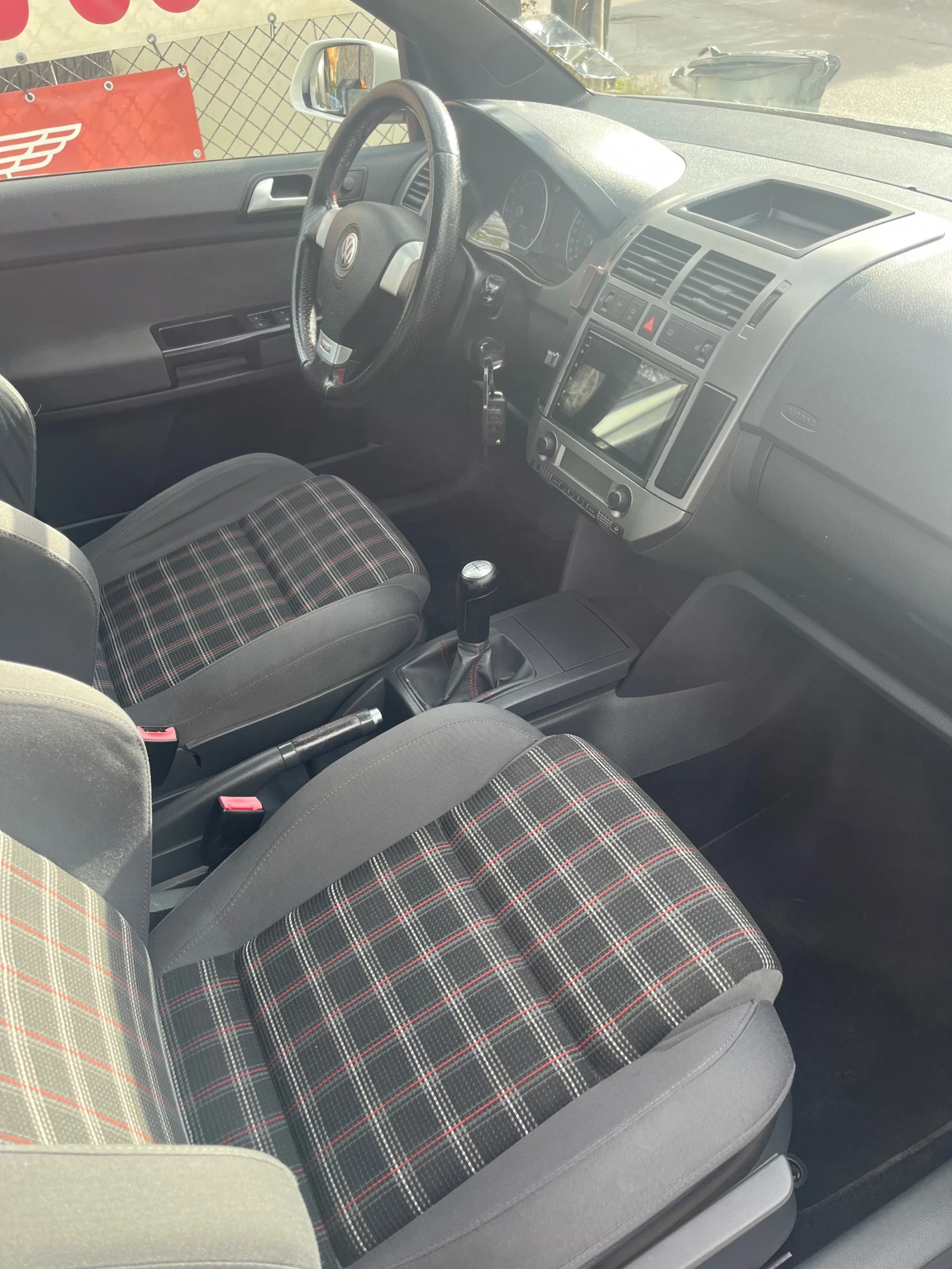 VW Polo 1.8T - GTI - SWISS - изображение 7