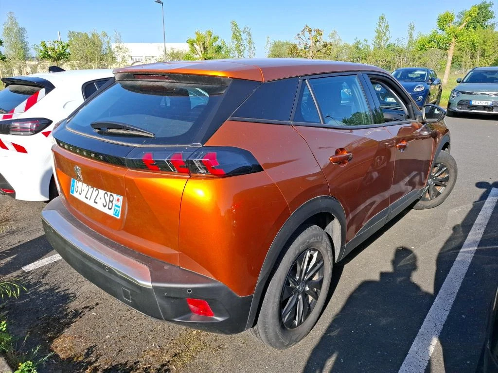 Peugeot 2008 E - изображение 2