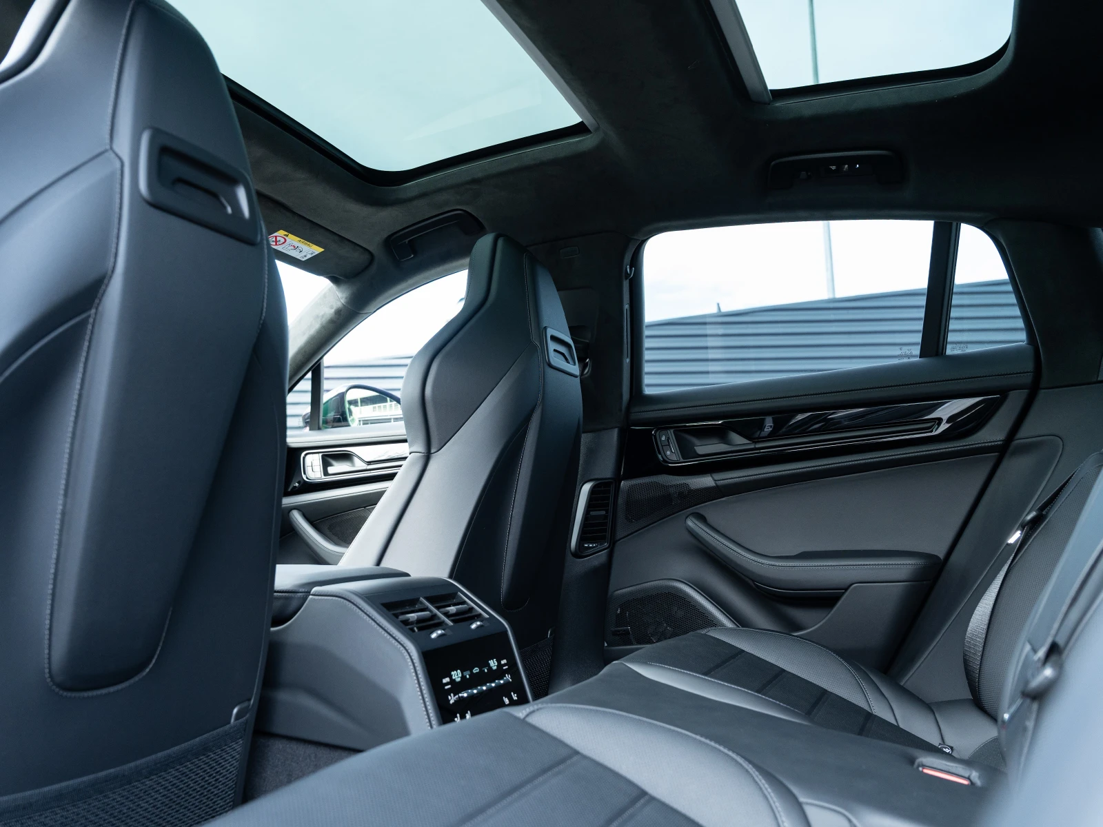 Porsche Panamera GTS, снимка 14 - Автомобили и джипове - 53824981