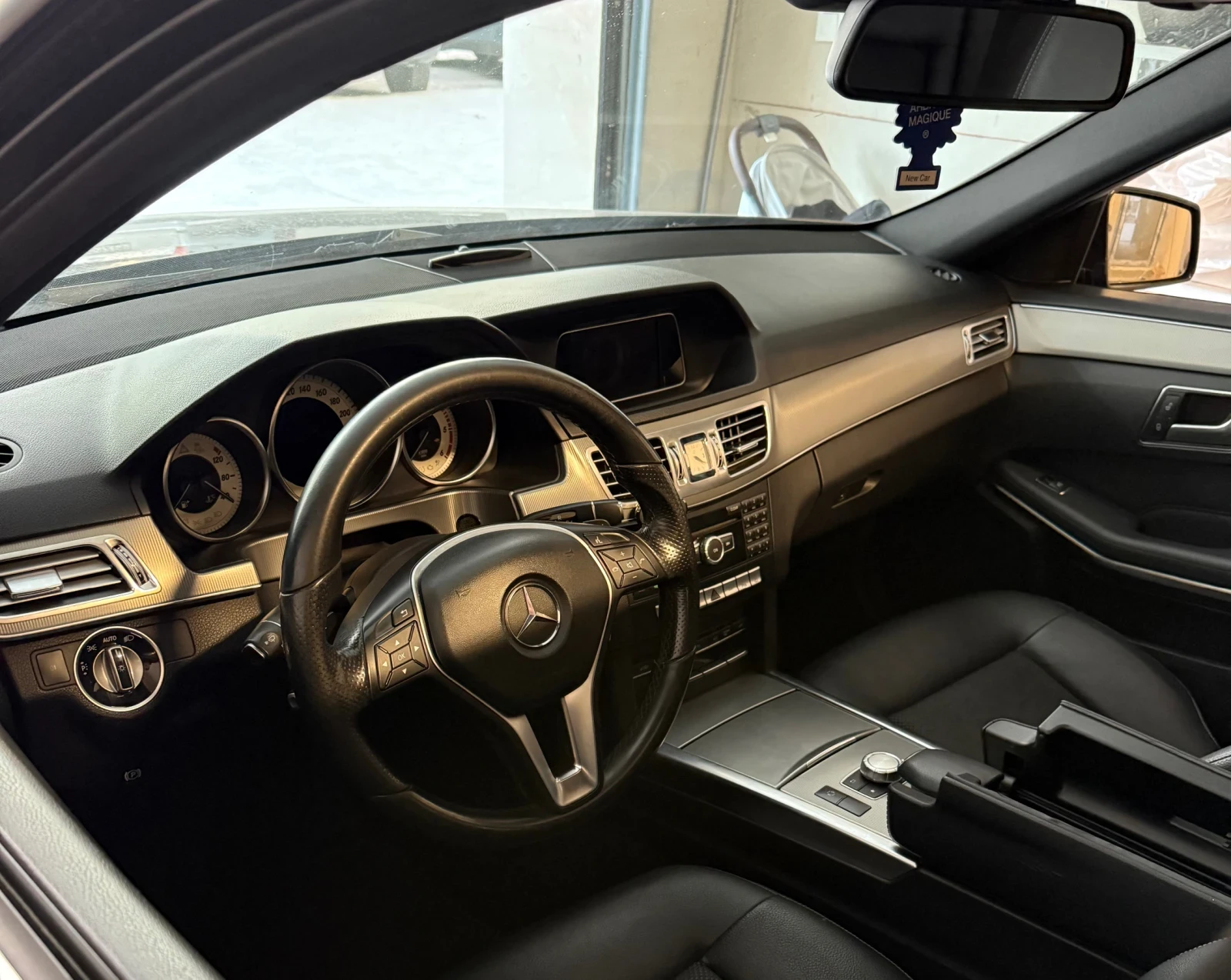 Mercedes-Benz E 220 7G-Tronic/LED/Шибедах , снимка 10 - Автомобили и джипове - 53853008