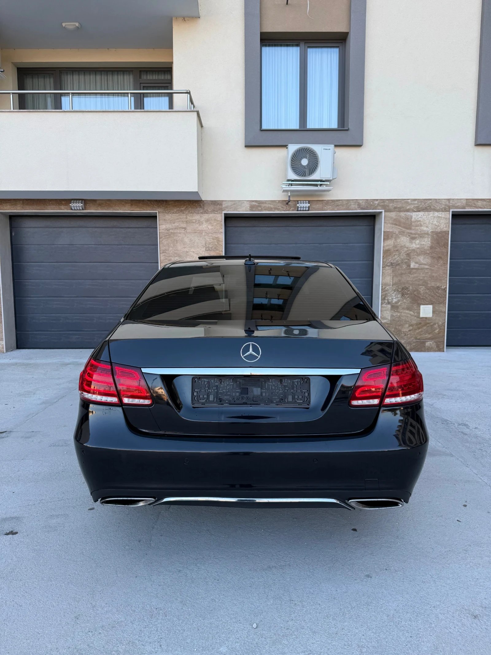 Mercedes-Benz E 220 7G-Tronic/LED/Шибедах , снимка 7 - Автомобили и джипове - 53853008