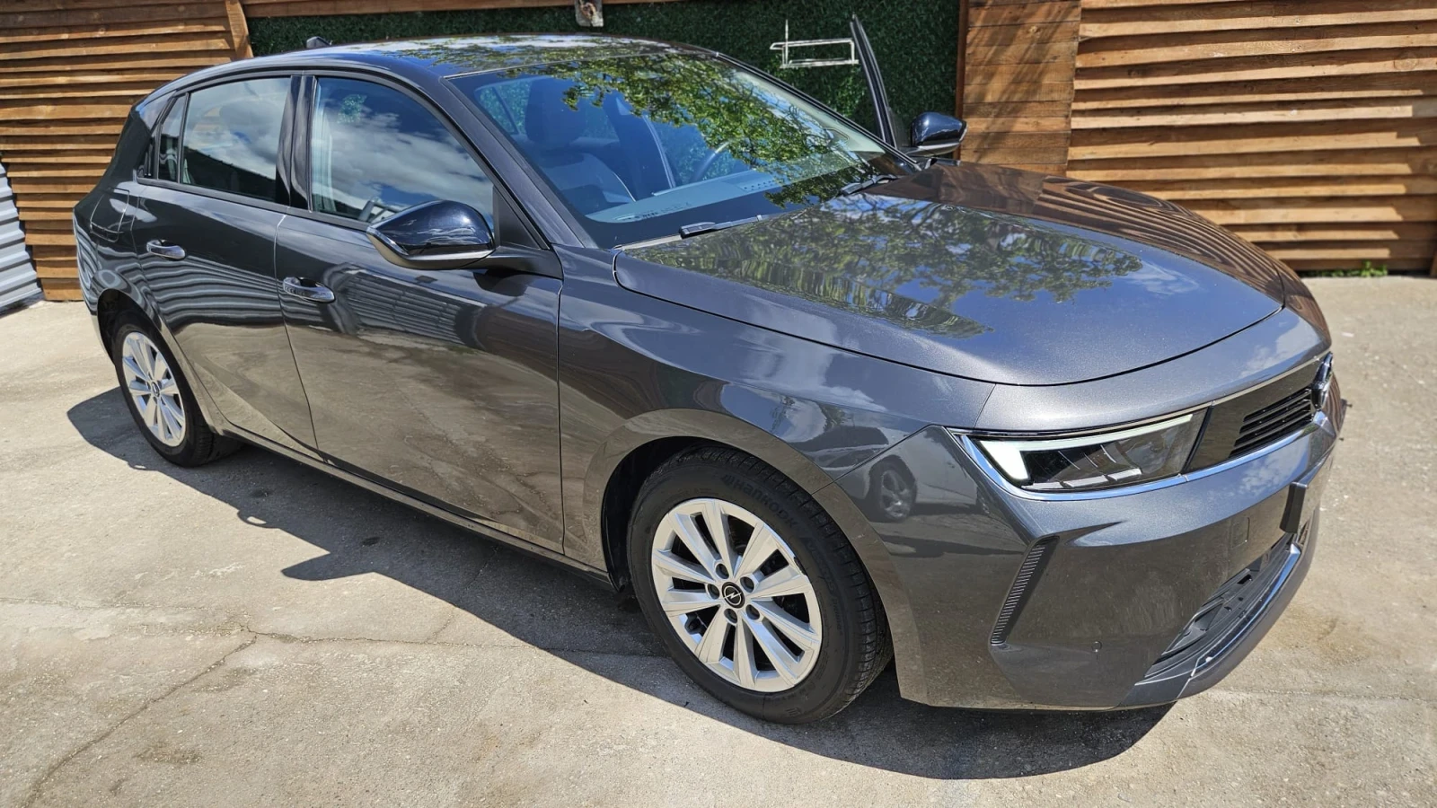 Opel Astra 1.2 business edition , снимка 4 - Автомобили и джипове - 54290195