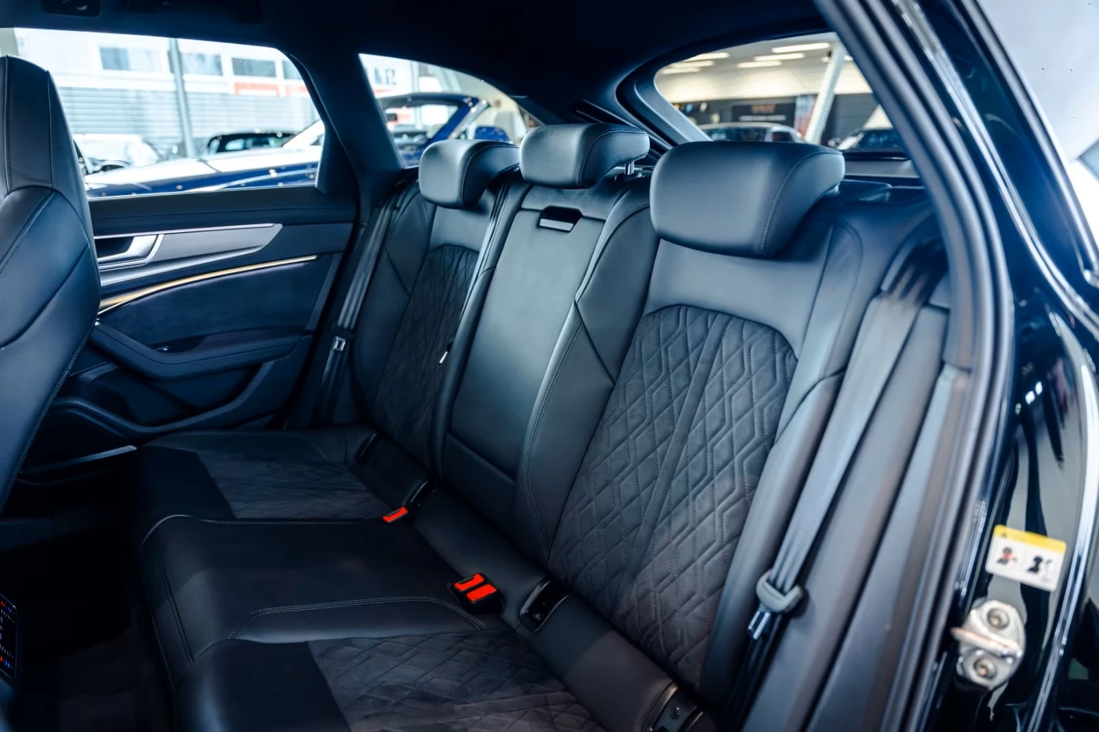 Audi Rs6 Avant Performance 4.0 TFSI V8 Quattro , снимка 9 - Автомобили и джипове - 54427727