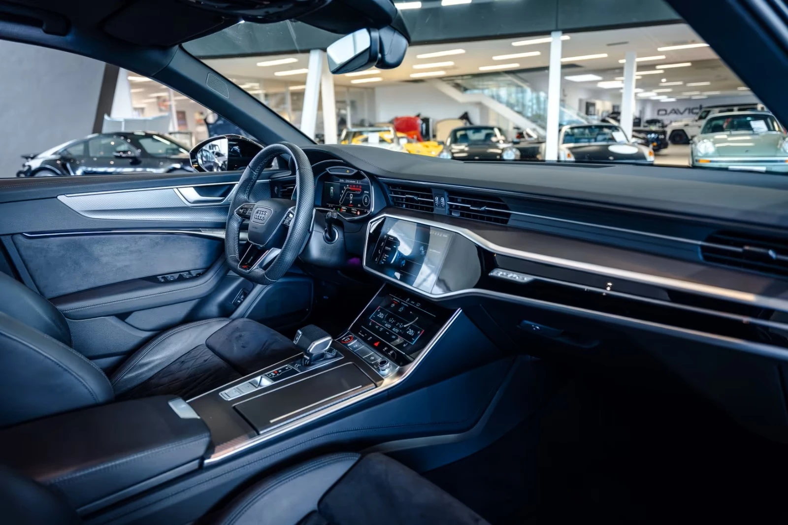 Audi Rs6 Avant Performance 4.0 TFSI V8 Quattro , снимка 10 - Автомобили и джипове - 54427727