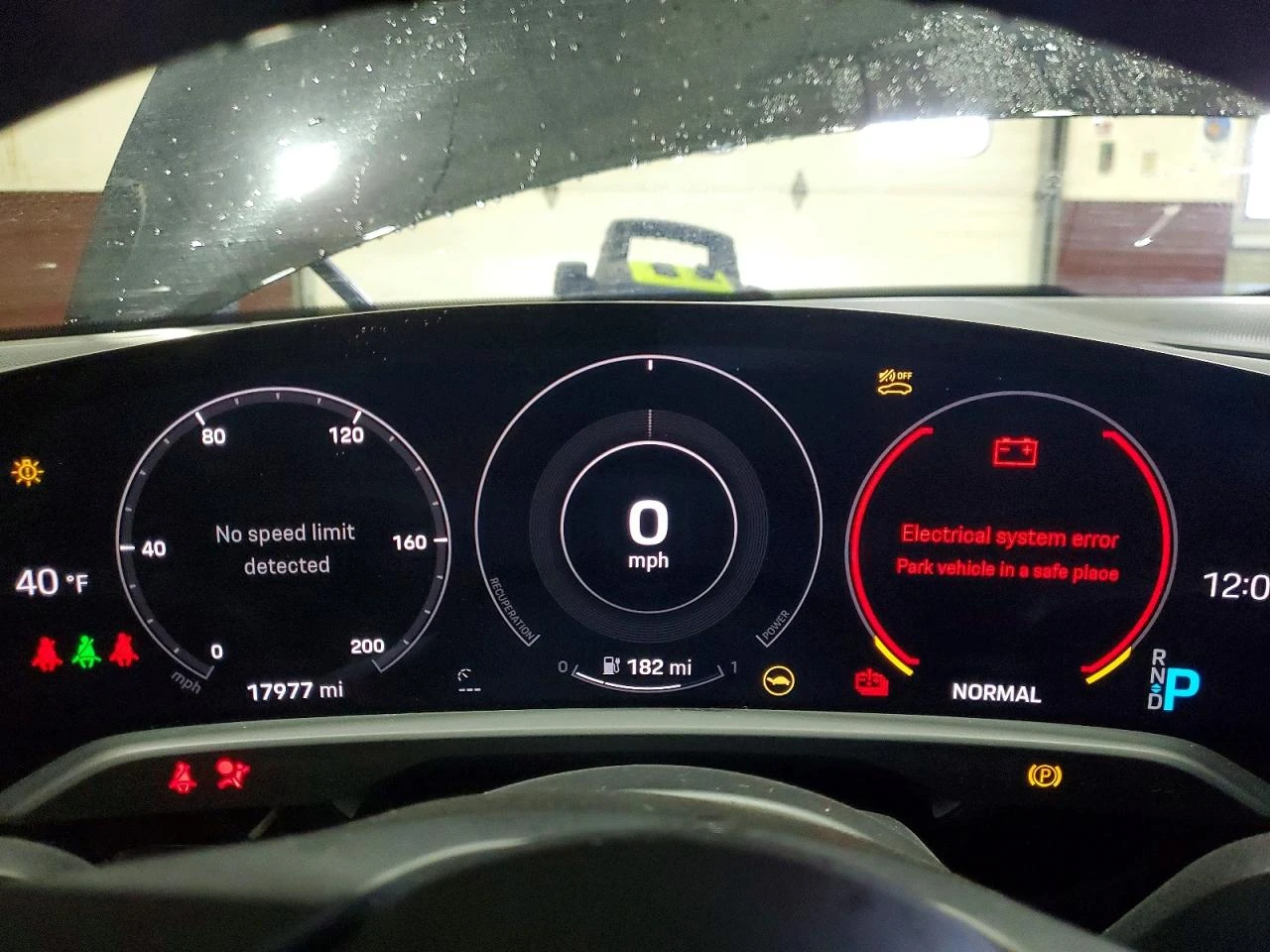 Porsche Taycan, снимка 9 - Автомобили и джипове - 54446299