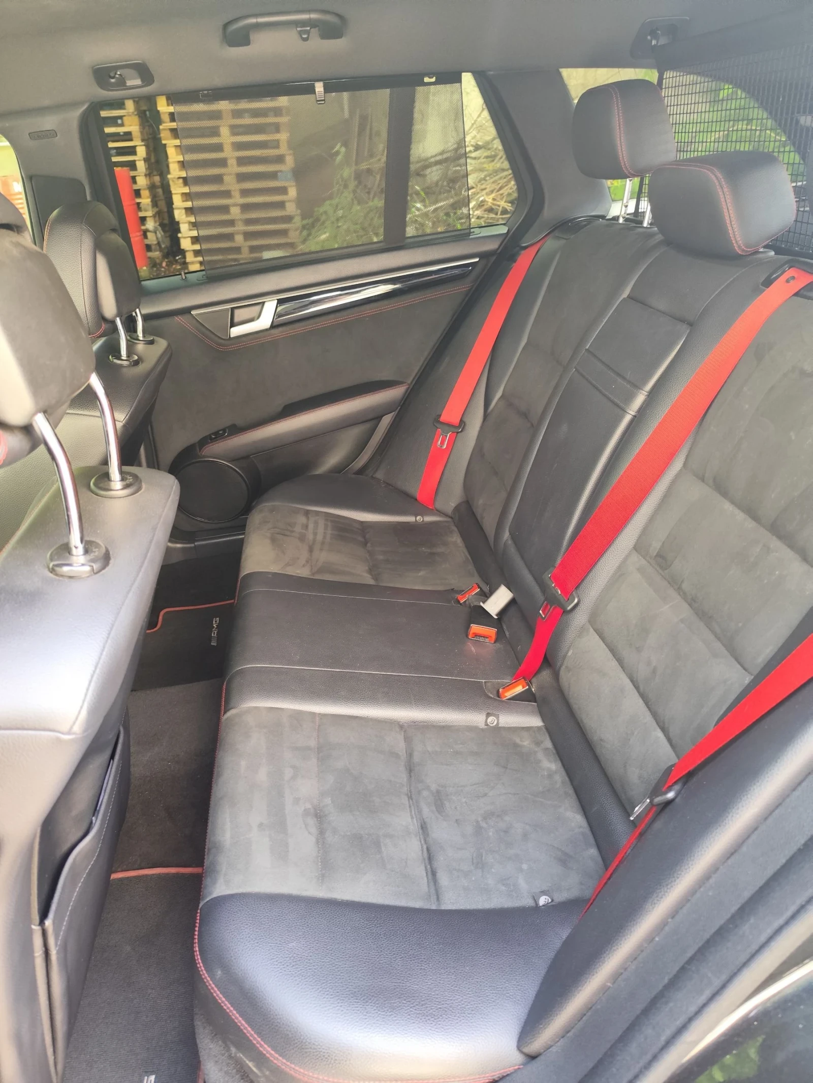 Mercedes-Benz C 250 AMG Sport+ 4matic, снимка 15 - Автомобили и джипове - 54701079