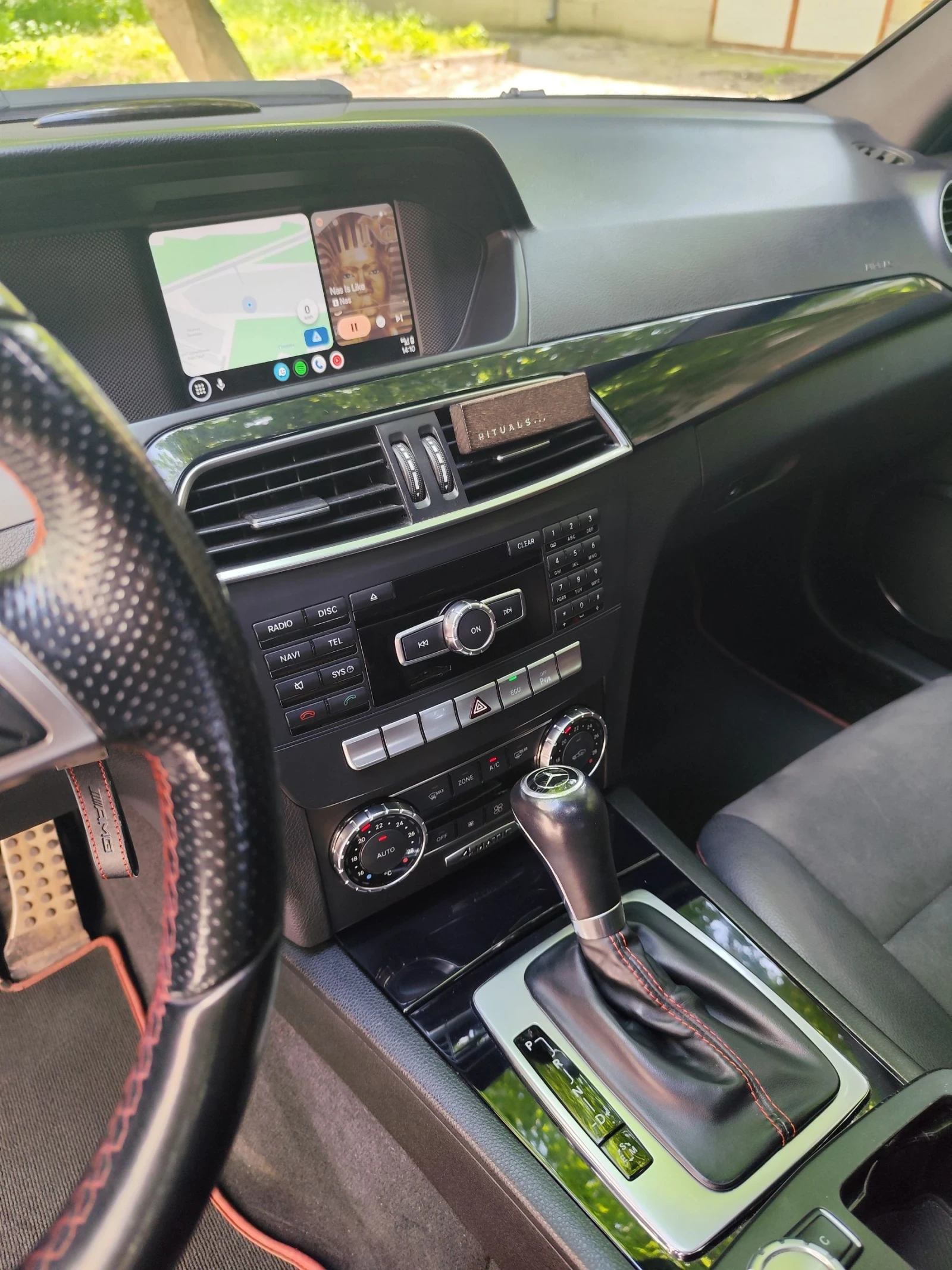 Mercedes-Benz C 250 AMG Sport+ 4matic, снимка 14 - Автомобили и джипове - 54701079