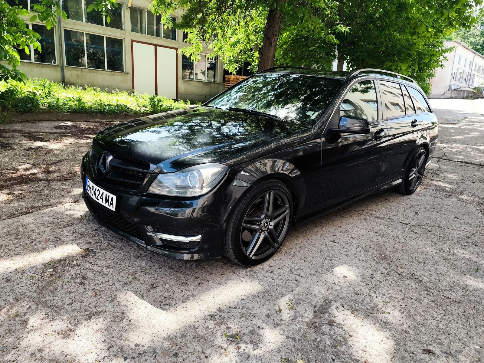 Mercedes-Benz C 250 AMG Sport+ 4matic, снимка 9 - Автомобили и джипове - 54701079