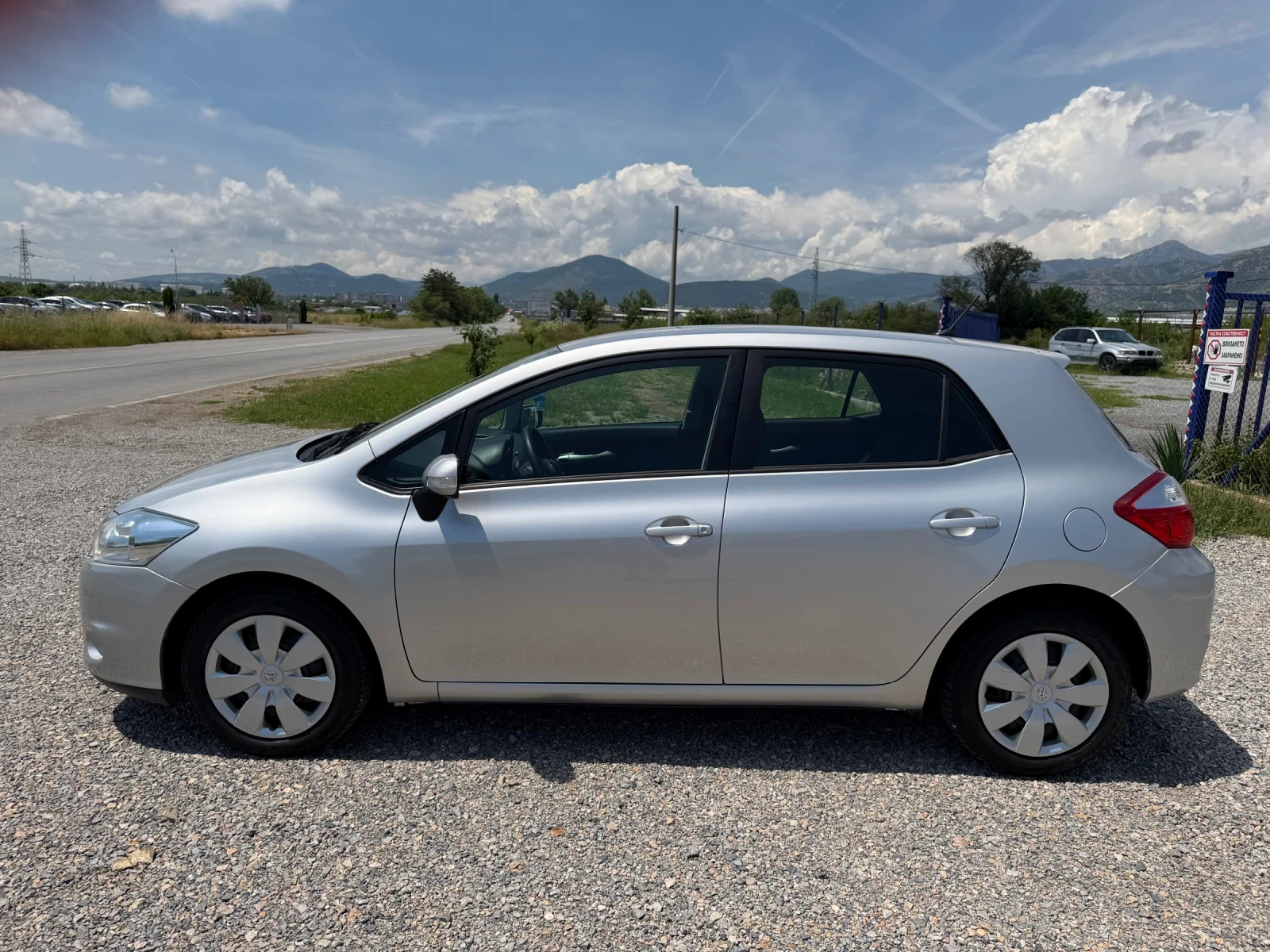 Toyota Auris 1.3/ БЕНЗИН/ FACE, снимка 7 - Автомобили и джипове - 54762775