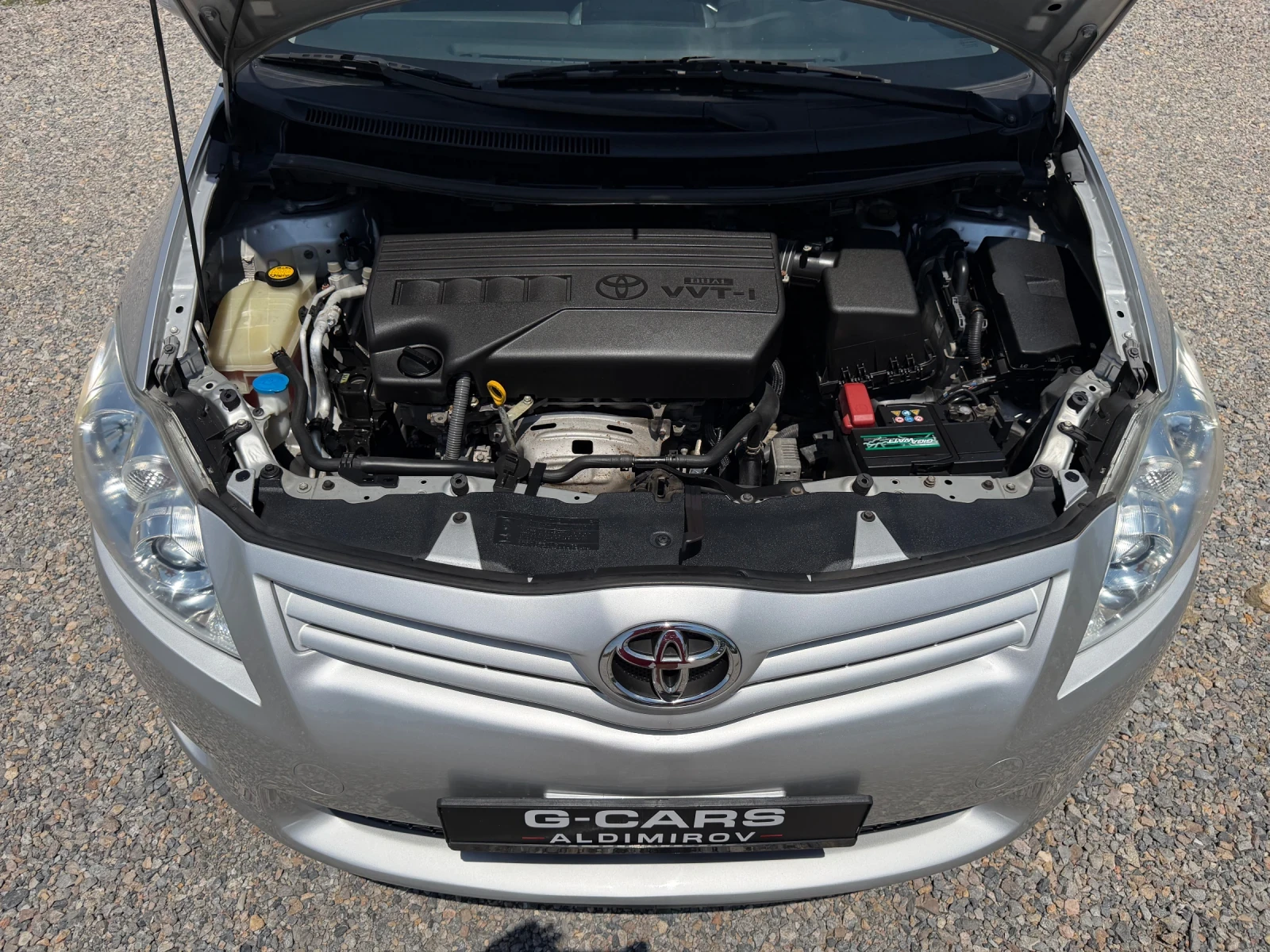 Toyota Auris 1.3/ БЕНЗИН/ FACE, снимка 17 - Автомобили и джипове - 54762775