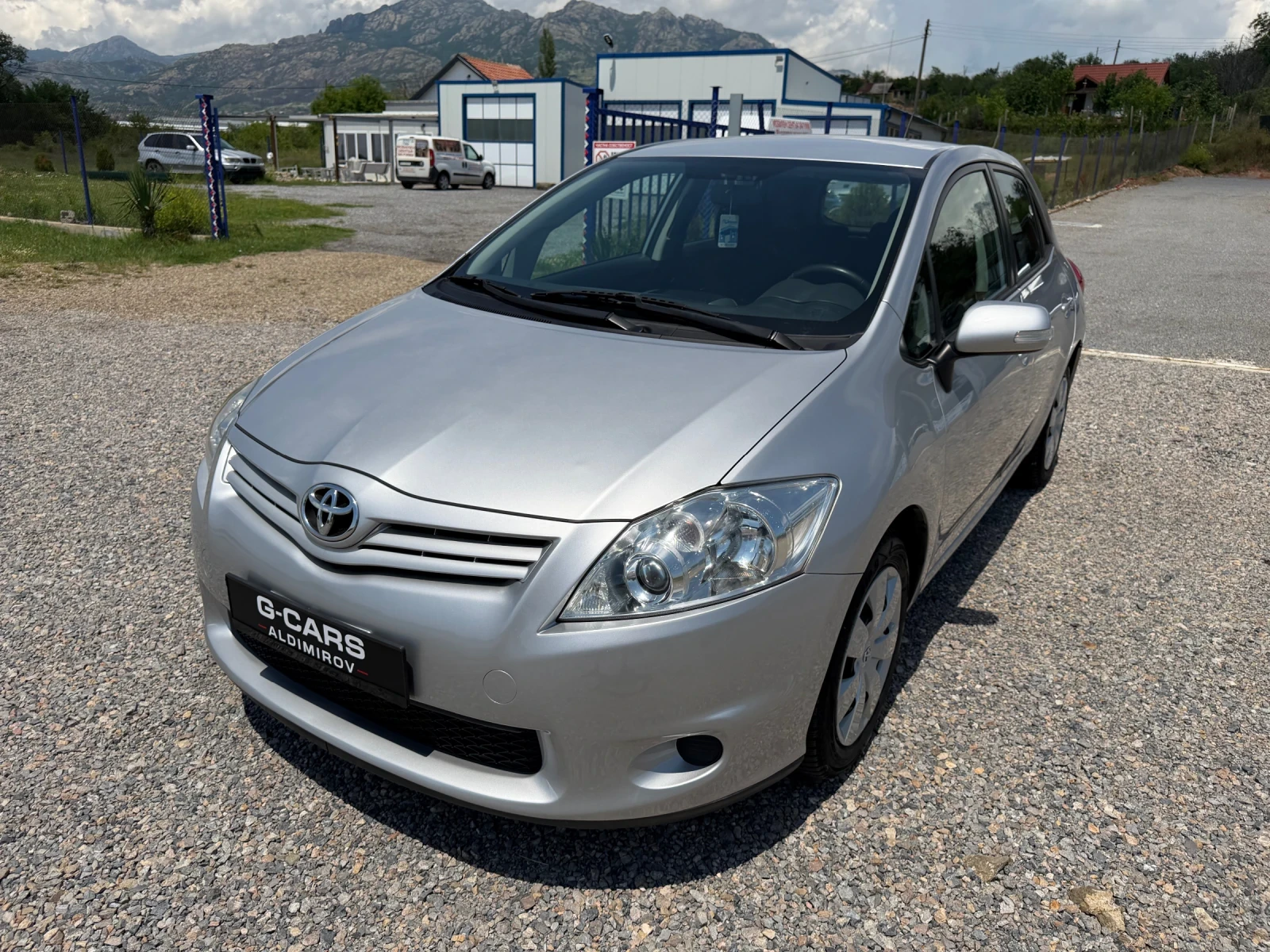 Toyota Auris 1.3/ БЕНЗИН/ FACE, снимка 8 - Автомобили и джипове - 54762775