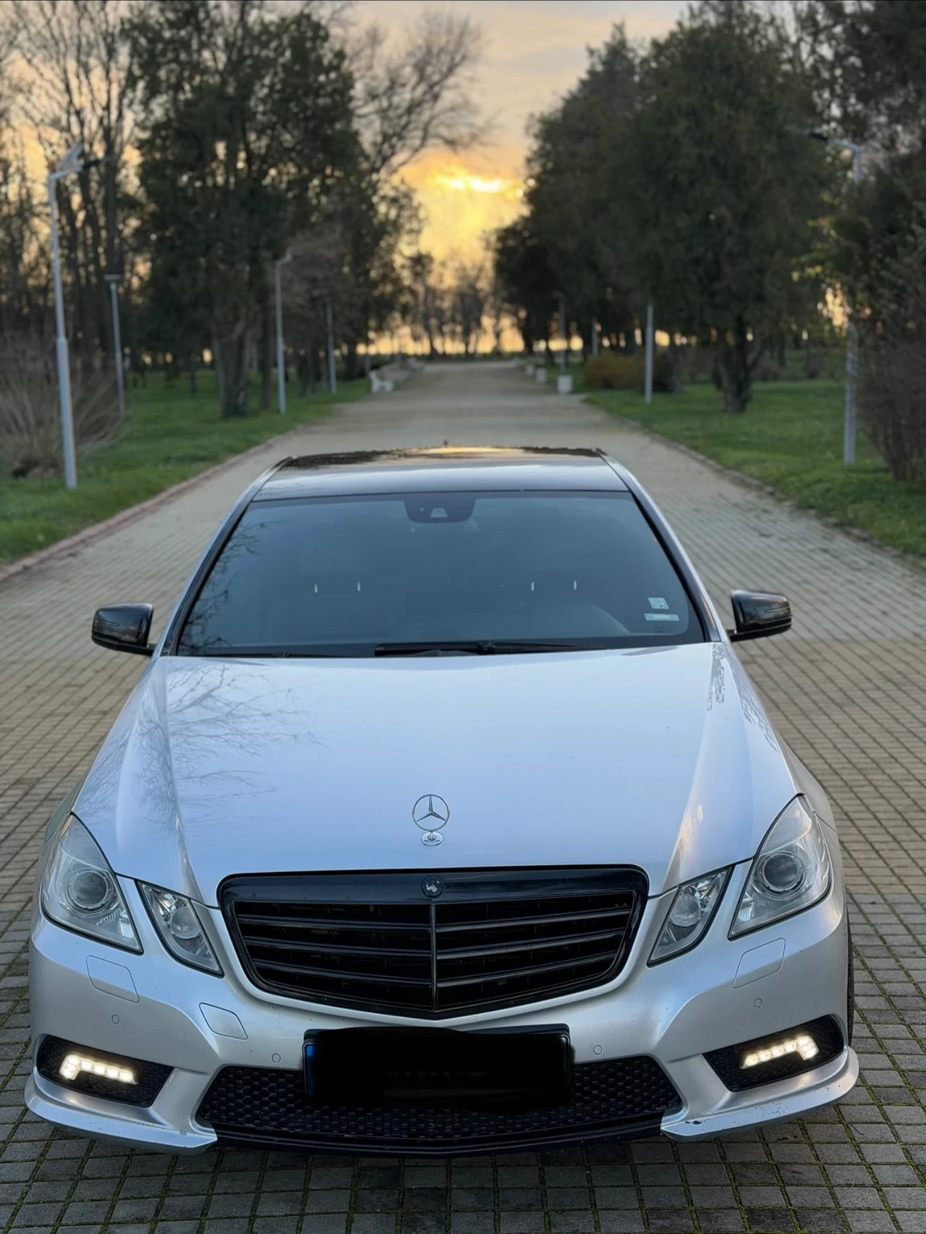 Mercedes-Benz E 350 ///AMG, снимка 9 - Автомобили и джипове - 55504305