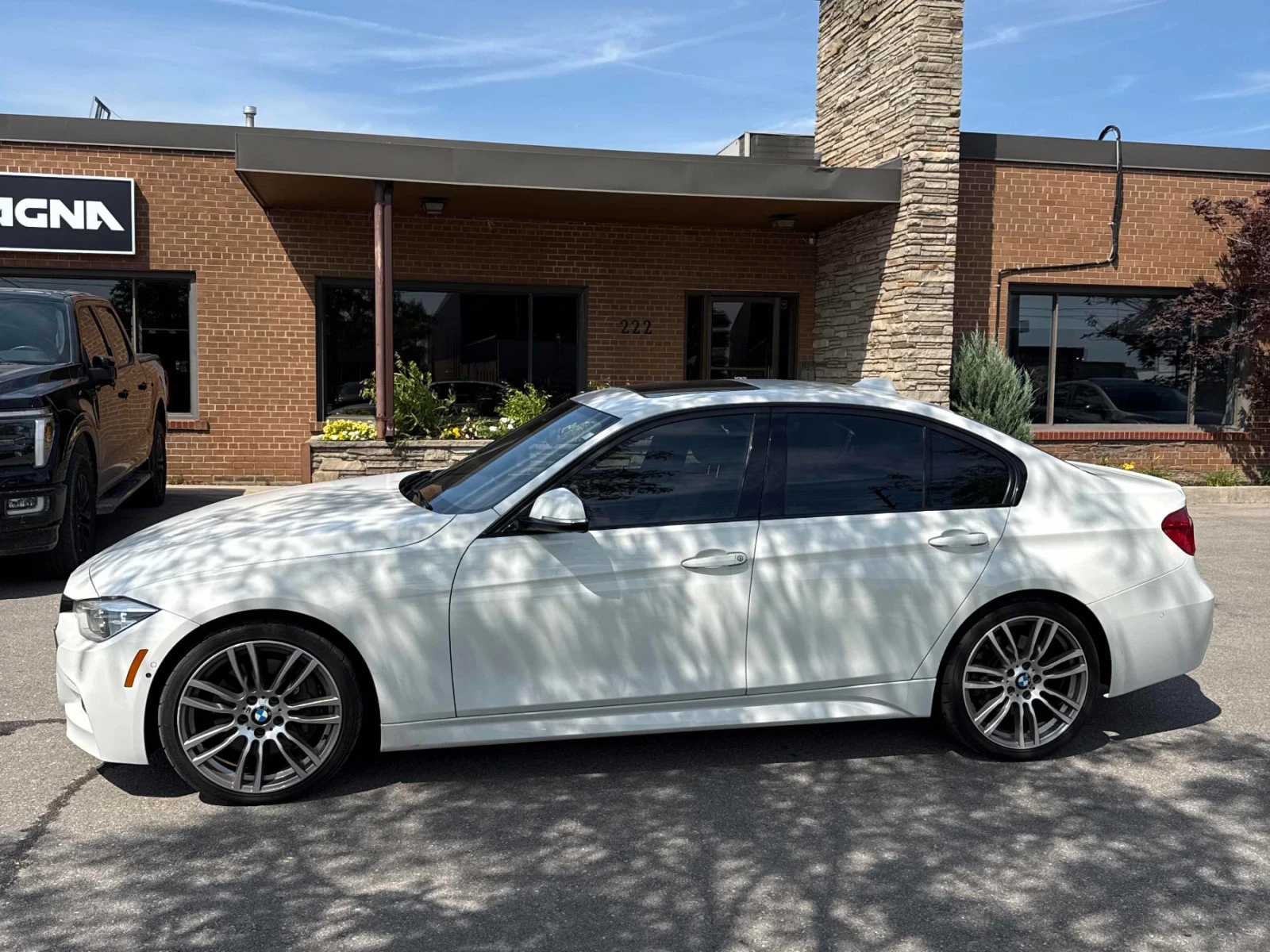 BMW 340 XDrive40i* HARMAN KARDON* HEAD-UP* LIEN ASSIST* CA, снимка 4 - Автомобили и джипове - 55830321