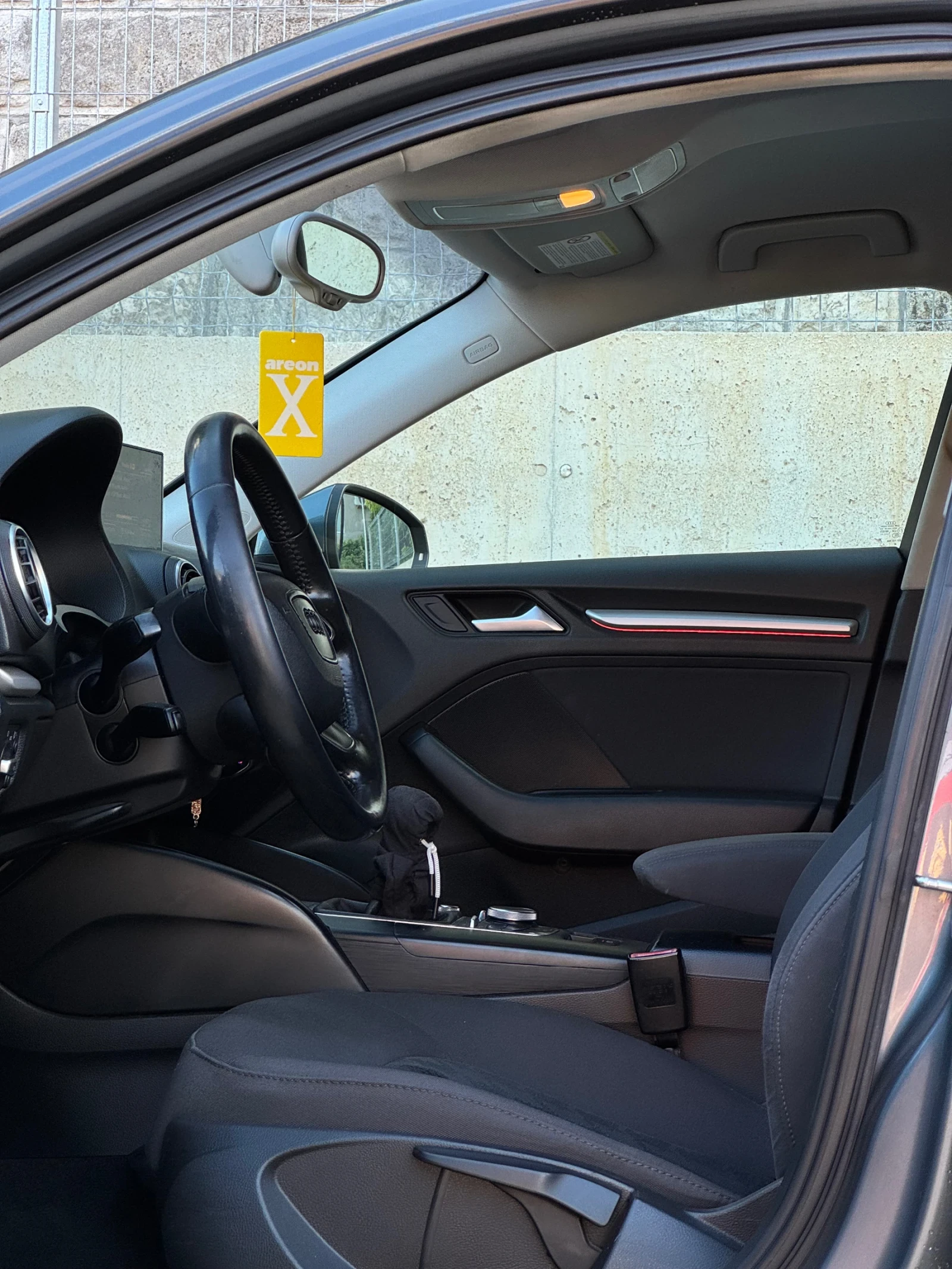 Audi A3 1.6tdi / ПРОМО / ОБСЛУЖЕН, снимка 10 - Автомобили и джипове - 55988703