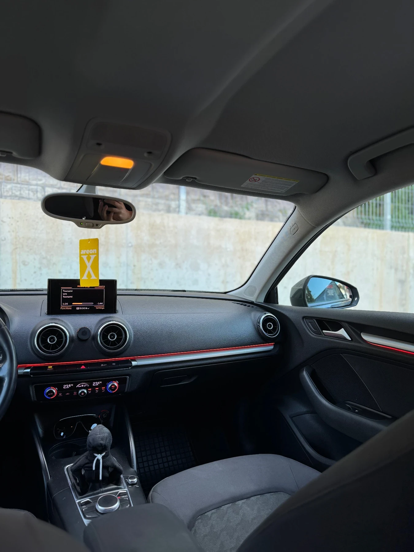 Audi A3 1.6tdi / ПРОМО / ОБСЛУЖЕН, снимка 16 - Автомобили и джипове - 55988703