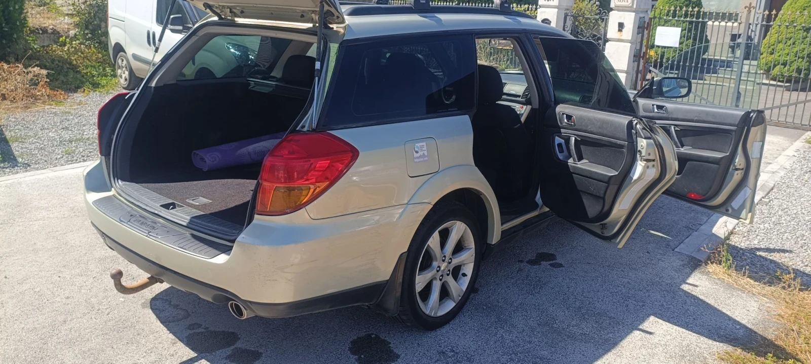Subaru Outback, снимка 15 - Автомобили и джипове - 56024319