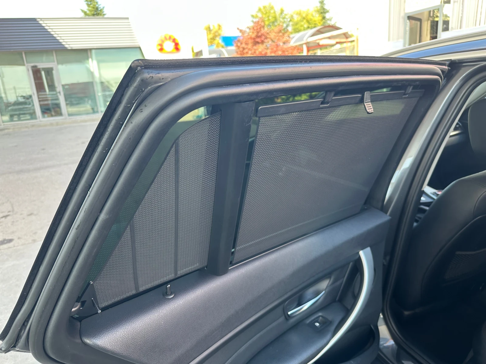 BMW 330 D xDrive , снимка 7 - Автомобили и джипове - 56373946