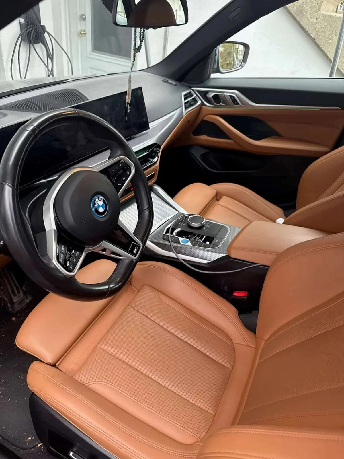 BMW i4, снимка 4 - Автомобили и джипове - 56716889