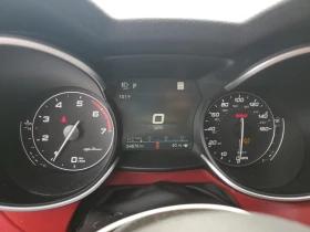 Alfa Romeo Stelvio Ti 280 *   *  | Mobile.bg    9