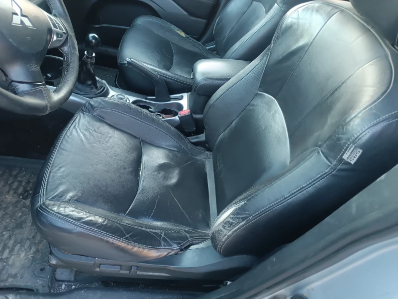 Mitsubishi Outlander 2.0 DI-D, снимка 6 - Автомобили и джипове - 50066869