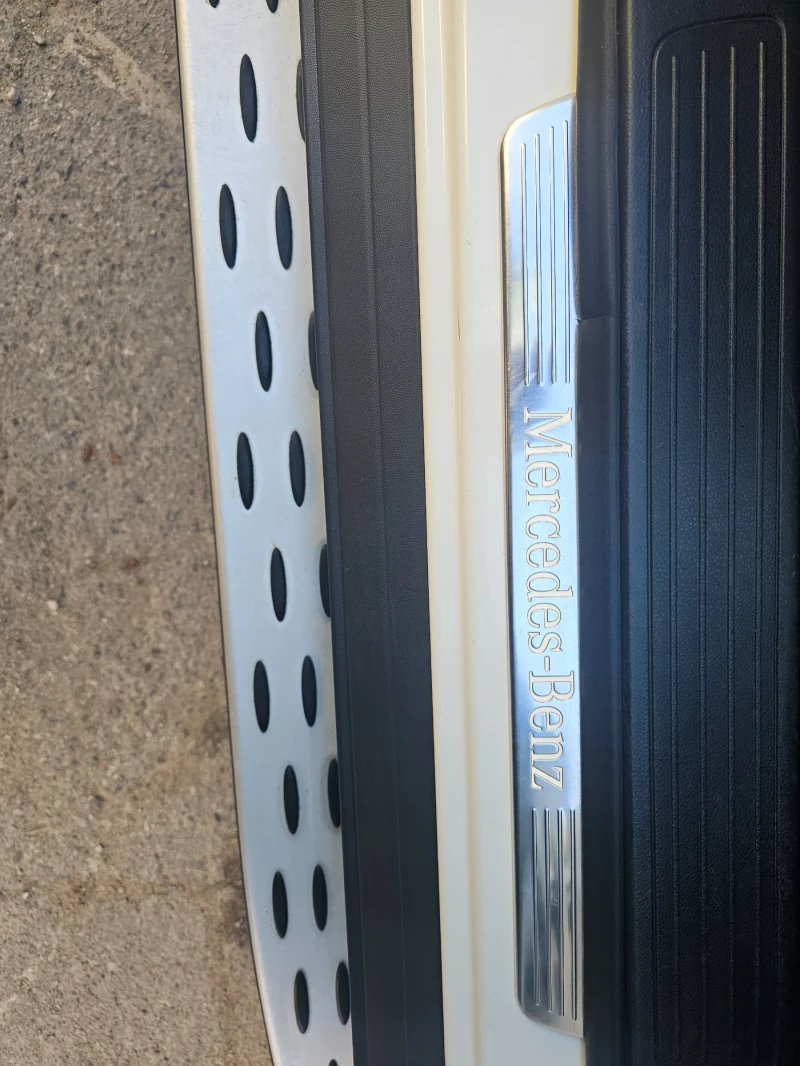 Mercedes-Benz GL 350, снимка 17 - Автомобили и джипове - 51871344