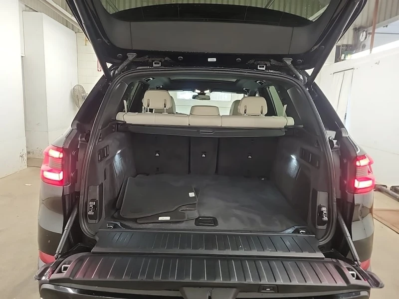 BMW X5 * XDRIVE40I * CARFAX * БЕЗ ПЪРВОНАЧАЛНА ВНОСКА, снимка 14 - Автомобили и джипове - 52800173