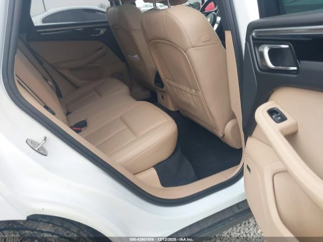 Porsche Macan S* BOSE* PREMIUM PLUS PKG* PANO* ОБДУХВАНЕ* 360* , снимка 8 - Автомобили и джипове - 53023356