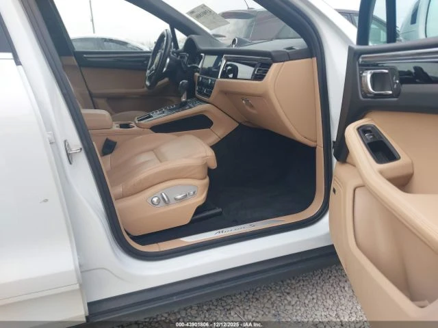 Porsche Macan S* BOSE* PREMIUM PLUS PKG* PANO* ОБДУХВАНЕ* 360* , снимка 5 - Автомобили и джипове - 53023356