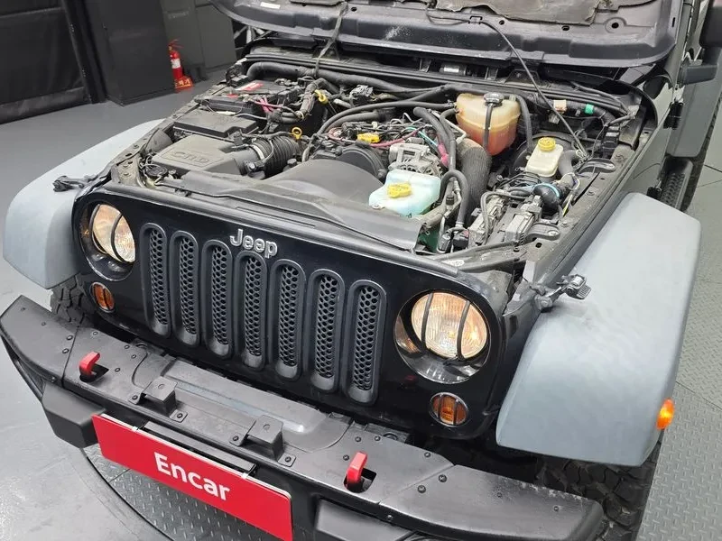 Jeep Wrangler 2.8 Diesel Rubicon 2-Door, снимка 6 - Автомобили и джипове - 56253060