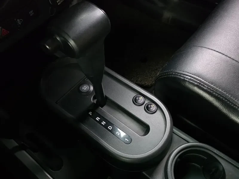 Jeep Wrangler 2.8 Diesel Rubicon 2-Door, снимка 9 - Автомобили и джипове - 56253060