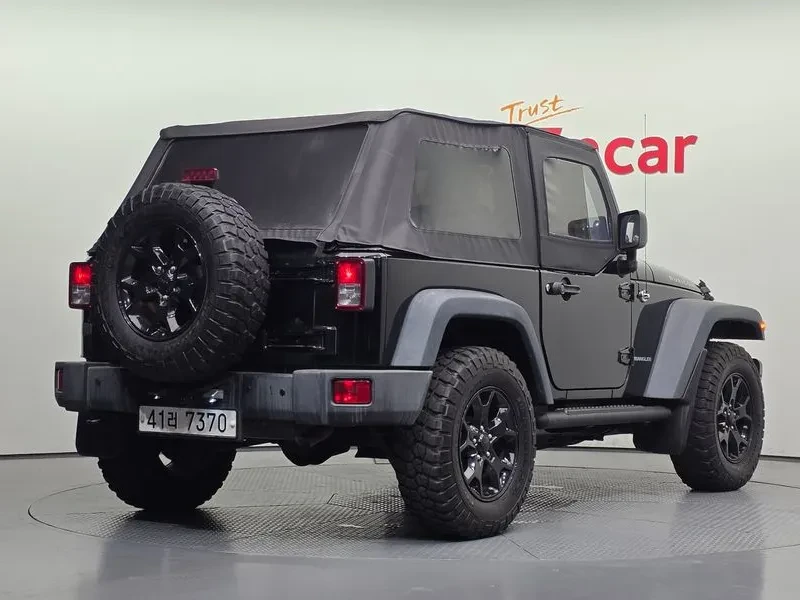 Jeep Wrangler 2.8 Diesel Rubicon 2-Door, снимка 2 - Автомобили и джипове - 56253060