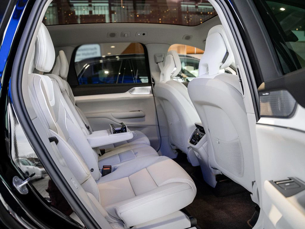 Volvo EX90 PLUS/SINGLE-MOTOR/277HP/360/PANO/AMBI/LED/174f | Mobile.bg   16