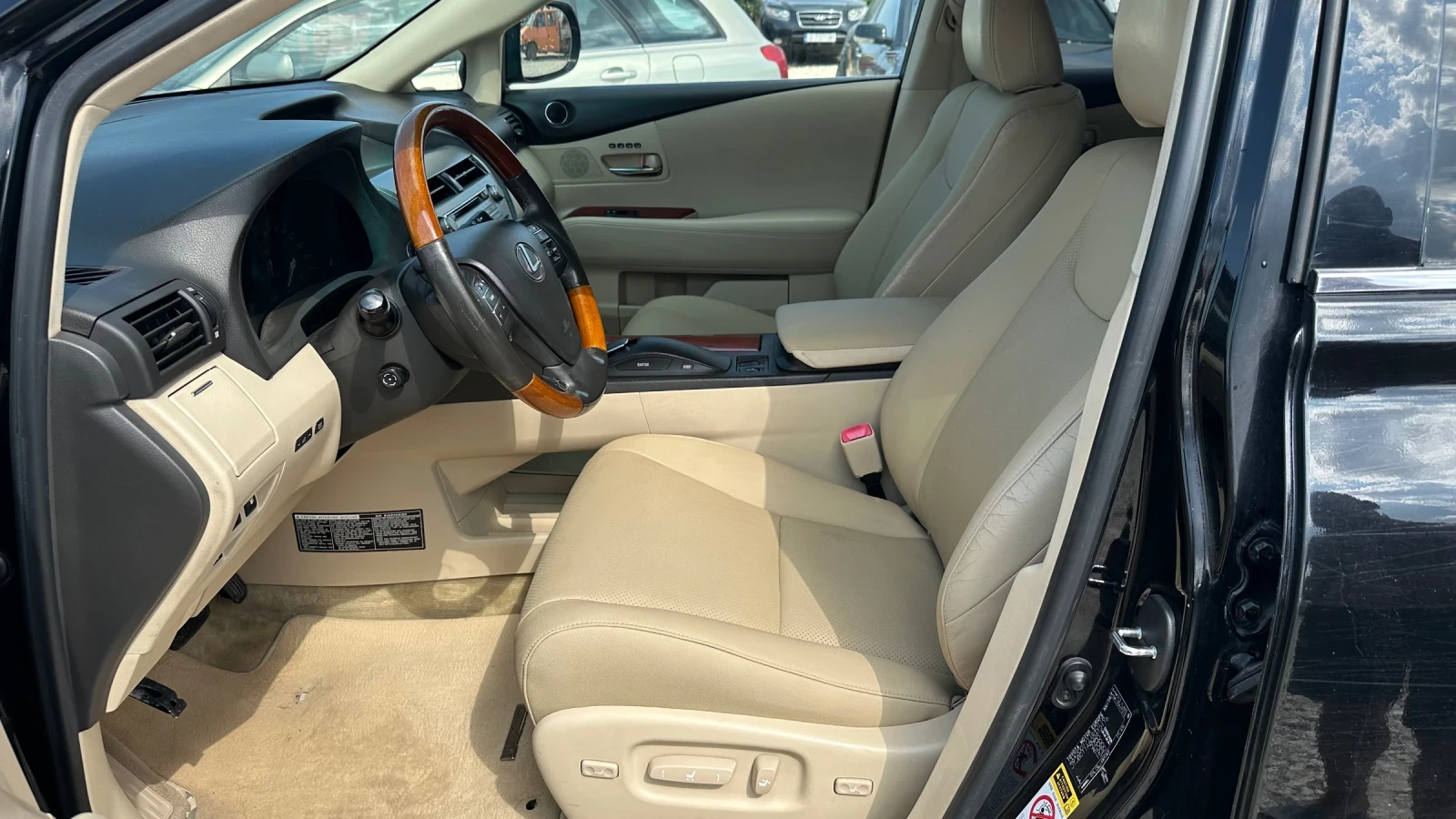 Lexus RX 450h 3.5i V6 HYBRID БАРТЕР ЛИЗИНГ - изображение 10