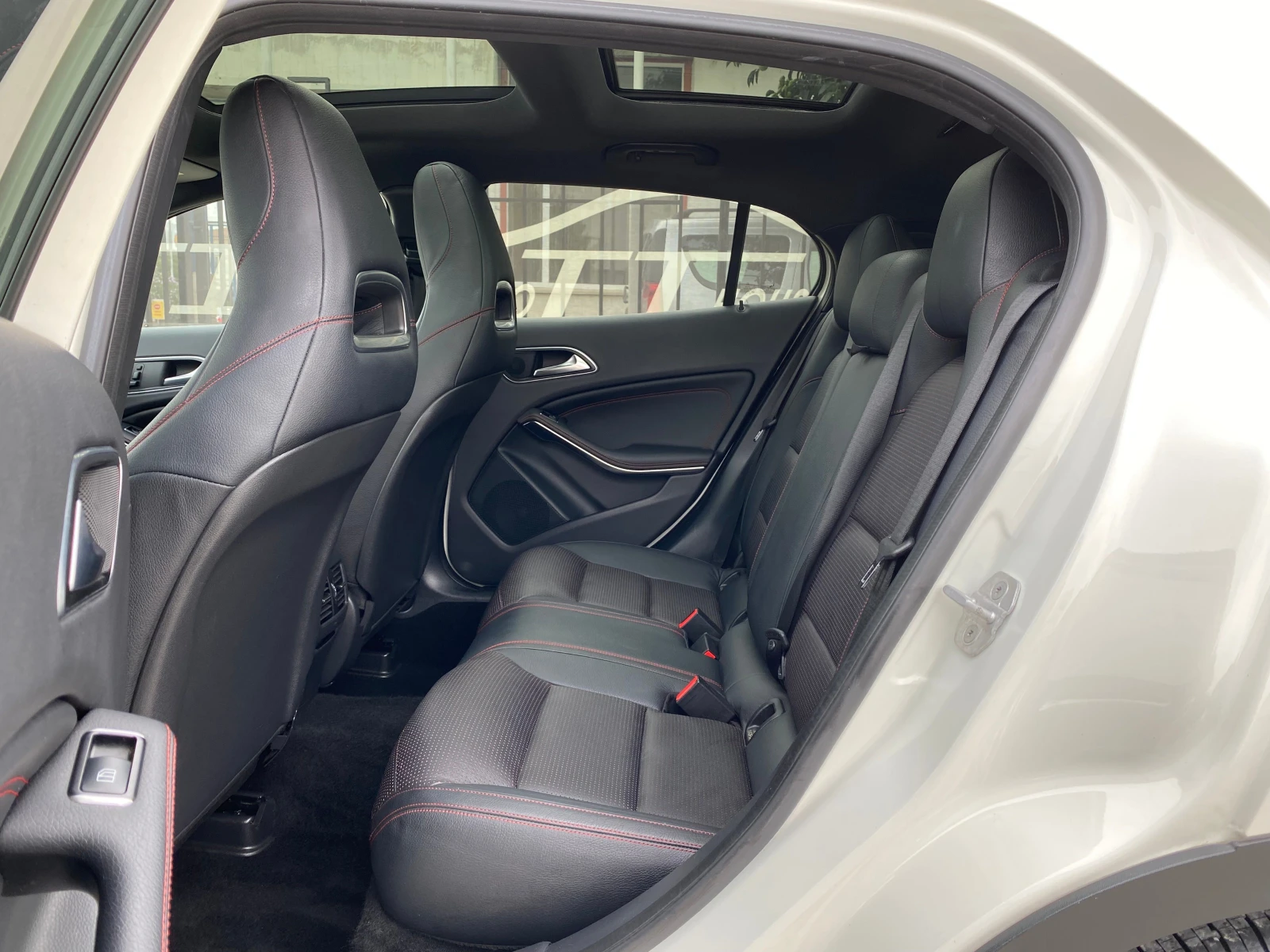 Mercedes-Benz GLA 220 AMG* Pano* Keyless GO* Harman/Kardon*  | Mobile.bg   15