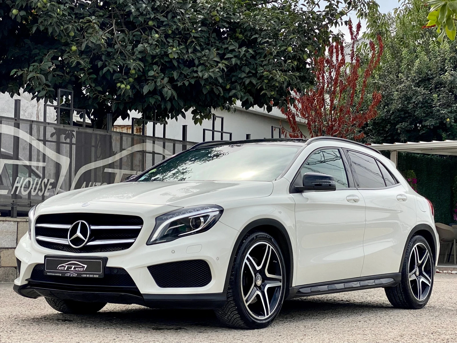 Mercedes-Benz GLA 220 AMG* Pano* Keyless GO* Harman/Kardon*  - изображение 6
