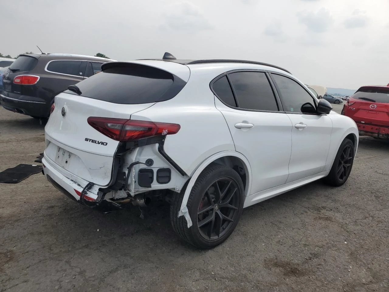 Alfa Romeo Stelvio Ti 280кс * Възможност за Лизинг*  - изображение 4