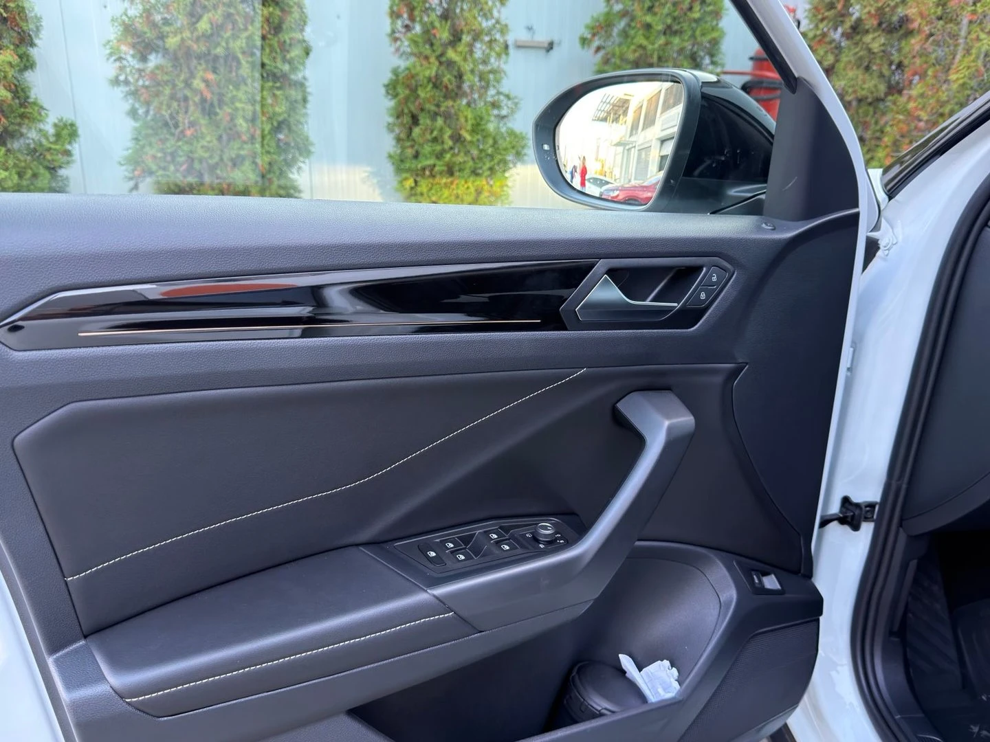 VW T-Roc VW T- Roc Style 2.0 TDI SCR 4MOTION DSG - изображение 10