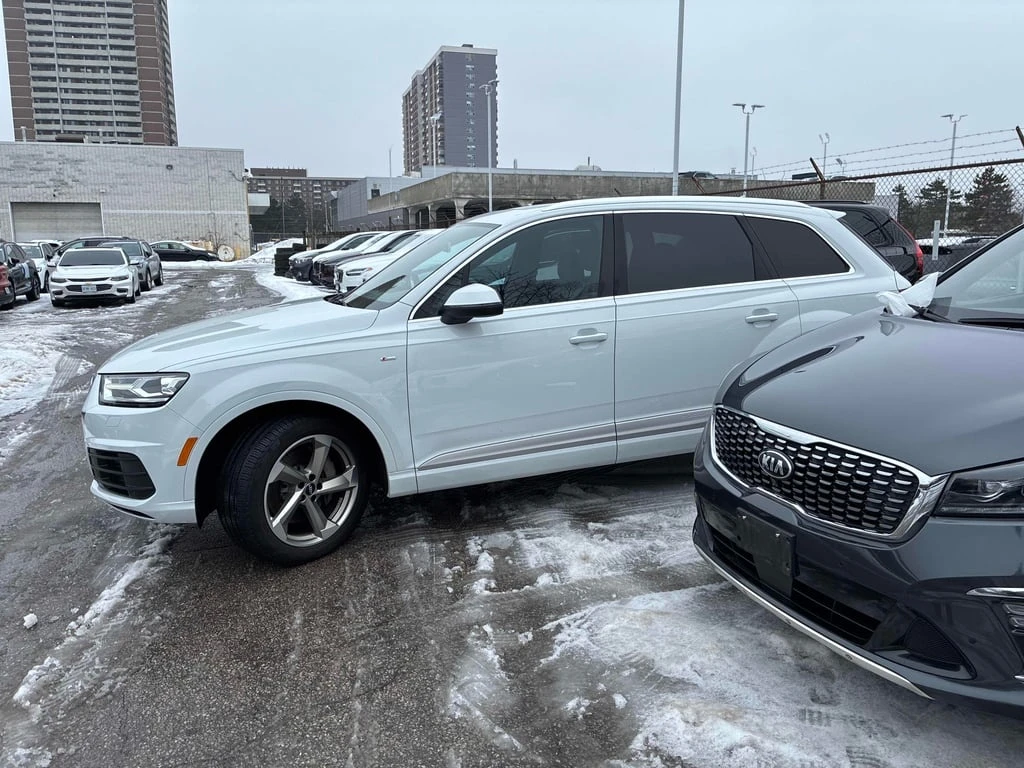 Audi Q7 * Progressiv * CARFAX * ��� ������������ ������ | Mobile.bg � ����������� 3