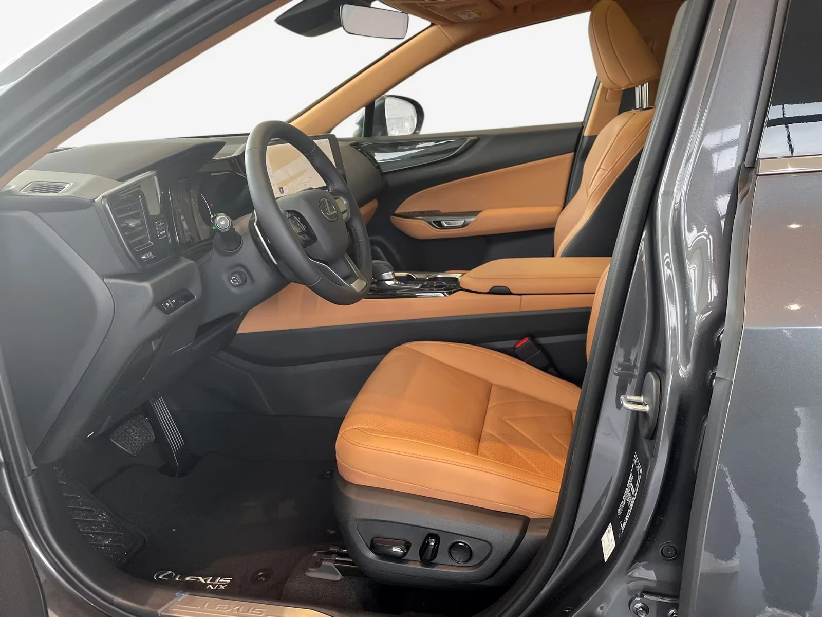 Lexus NX 450 EXECUTIVE/291HP/ВСИЧКИ ЕКСТРИ/ИЗБОР ЦВЯТ/PANO/153h - изображение 6