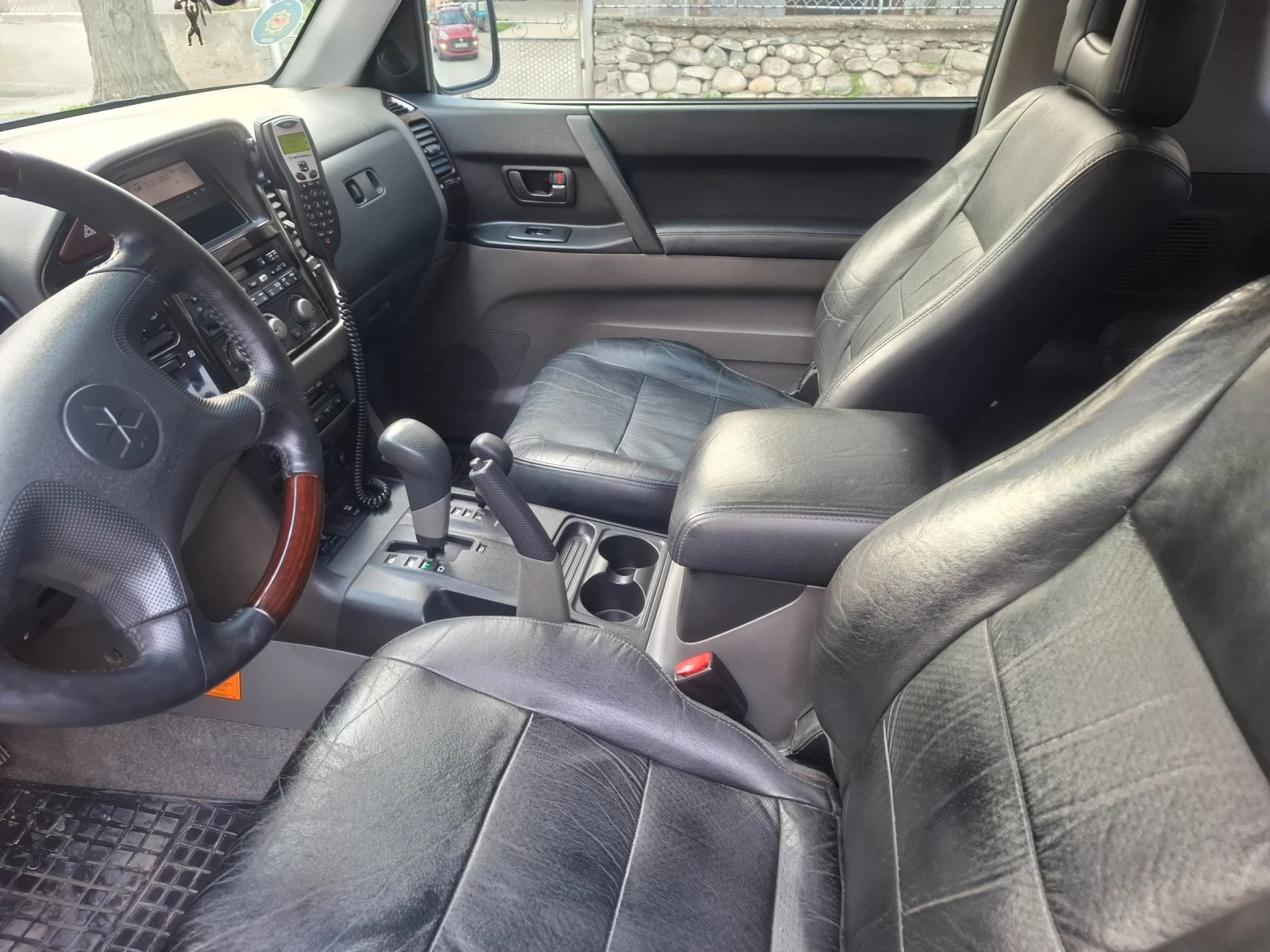 Mitsubishi Pajero УНИКАТ, снимка 8 - Автомобили и джипове - 54150992
