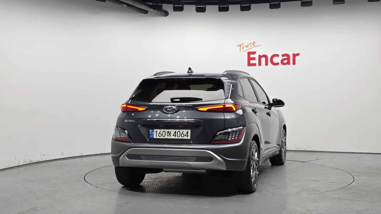 Hyundai Kona Hybrid подгрев* обдухване* , снимка 4 - Автомобили и джипове - 54699386