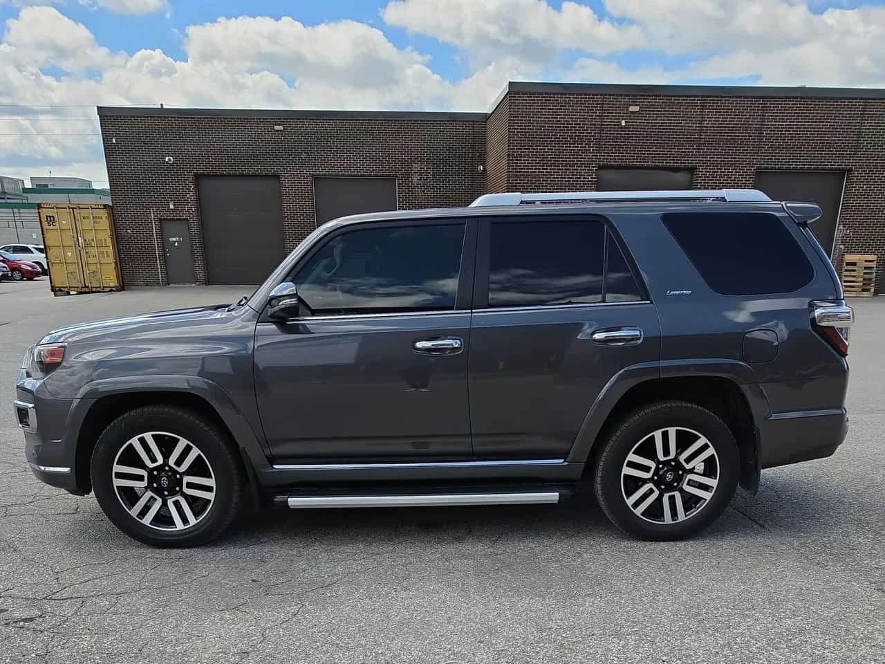 Toyota 4runner * 4WD * CARFAX * БЕЗ ПЪРВОНАЧАЛНА ВНОСКА, снимка 11 - Автомобили и джипове - 54996363