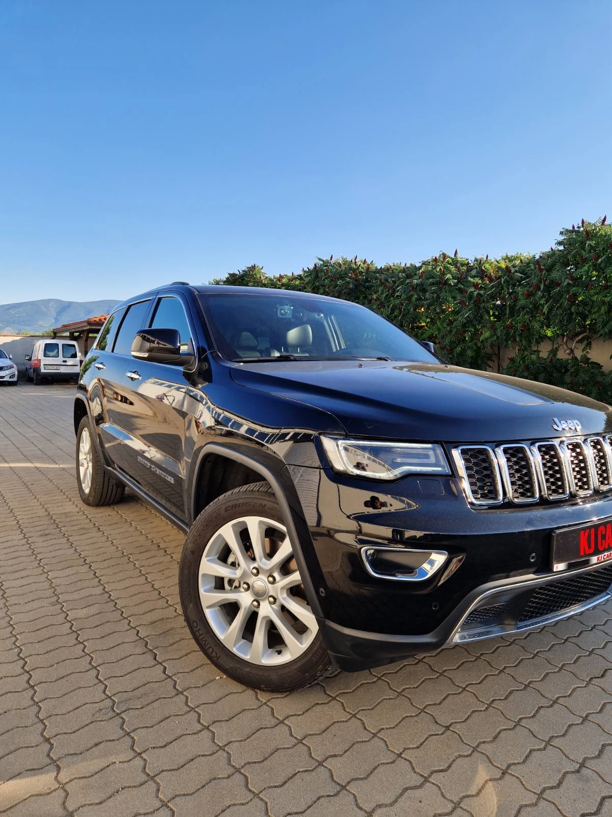 Jeep Grand cherokee 3.6 V6 FaceLift, снимка 2 - Автомобили и джипове - 55262625